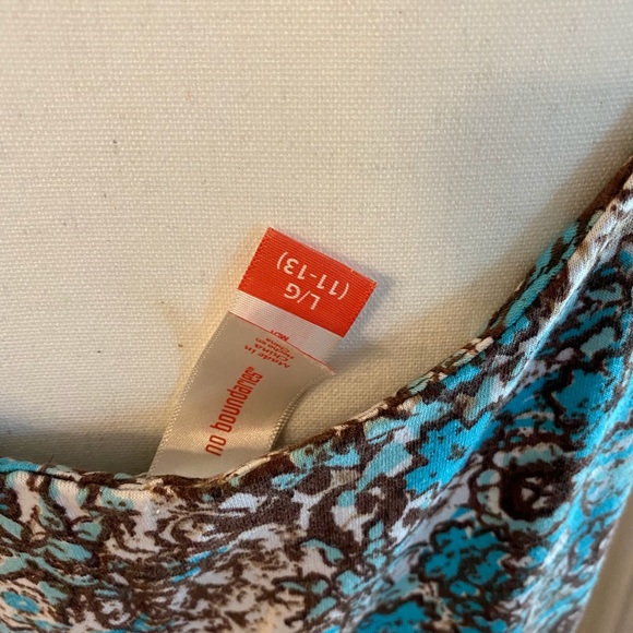 Spring dress. - Picture 3 of 3